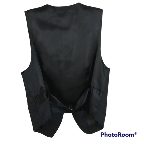 Dana Brooke Black Linen Vest - Picture 2 of 9